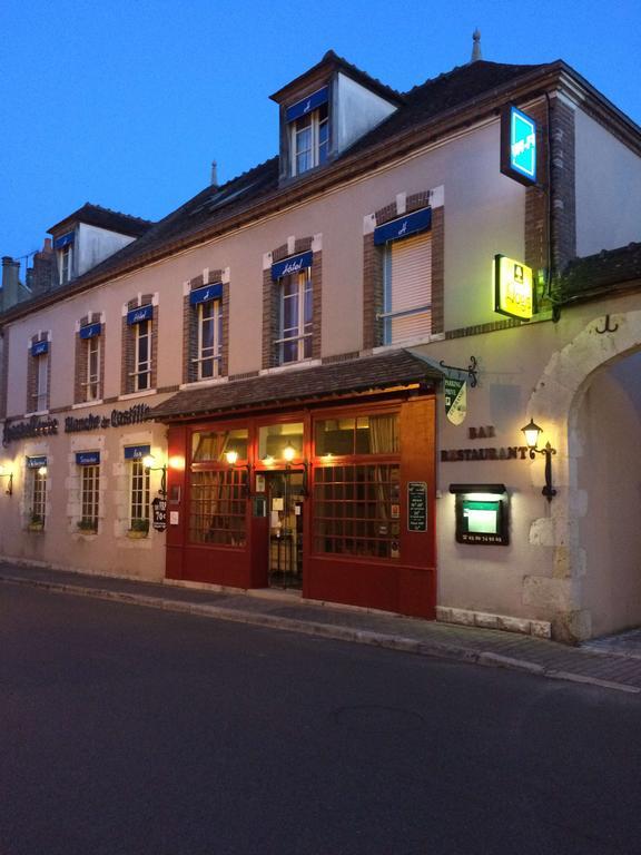 Blanche de Castille Bléneau Esterno foto